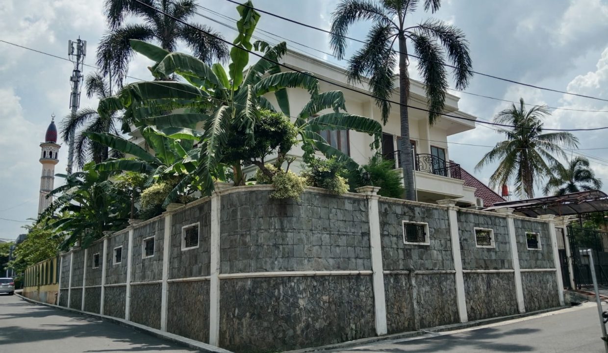 DIJUAL RUMAH TEBET  (0,2)