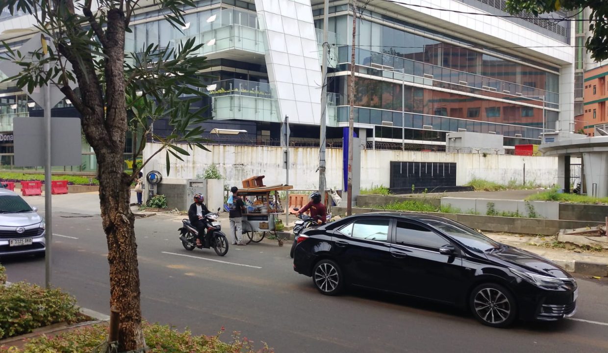 DIJUAL TANAH STRATEGIS JALAN KAPTEN TENDEAN JAKARTA SELATAN (6)