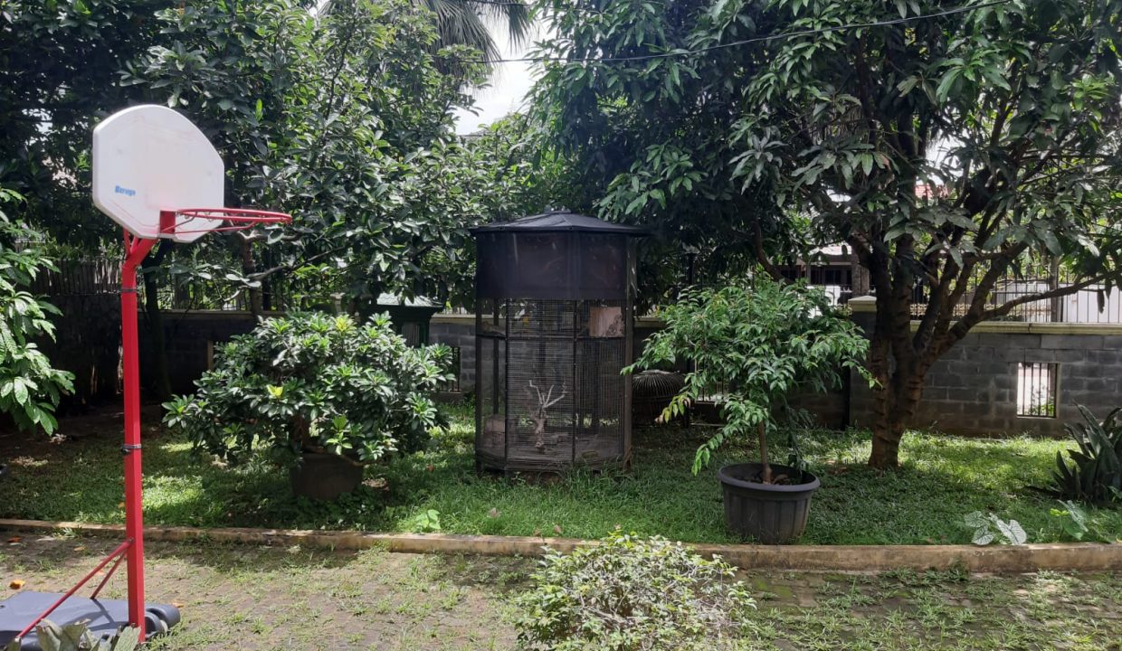 DIJUAL VILLA VIEW GOLF CINERE DEPOK (1,6)