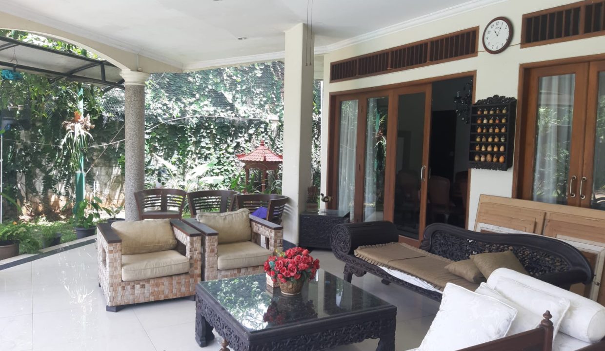 DIJUAL VILLA VIEW GOLF CINERE DEPOK (7)