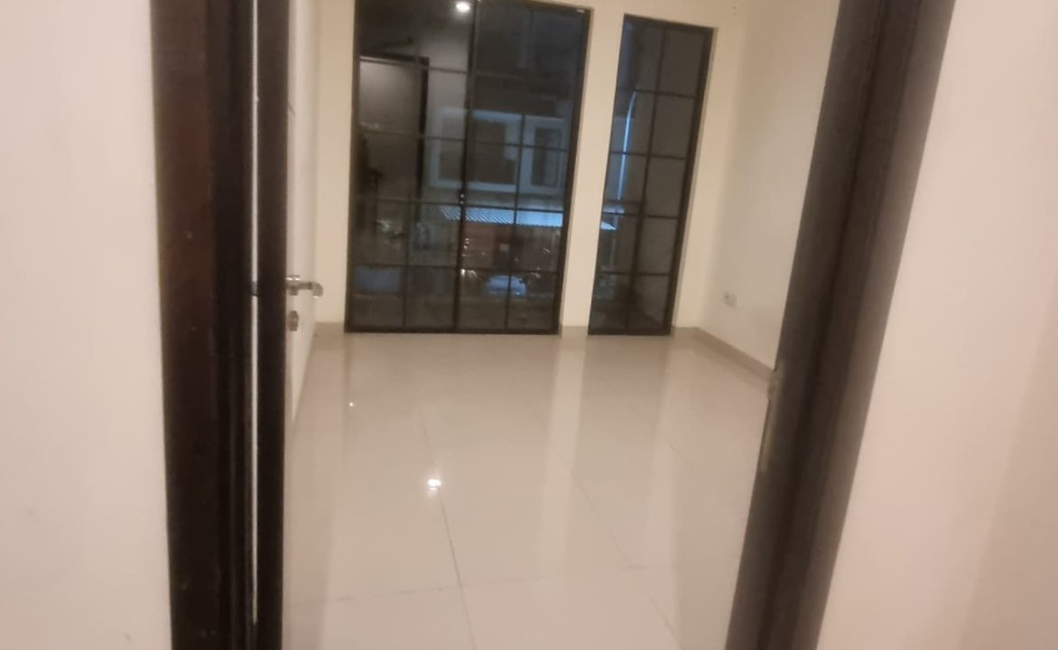 DIJUAL RUMAH GREEN VILAGE TANGERANG (7)