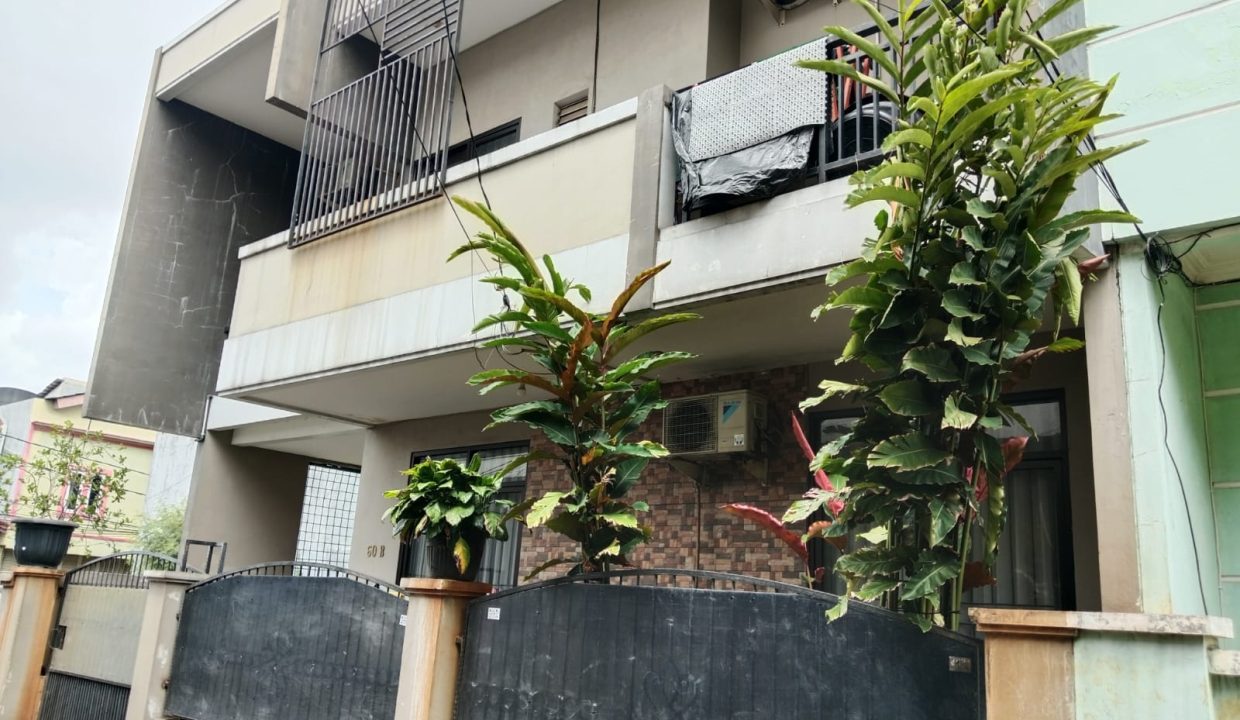 DIJUAL RUMAH KEBON JERUK JAKARTA BARAT (1)