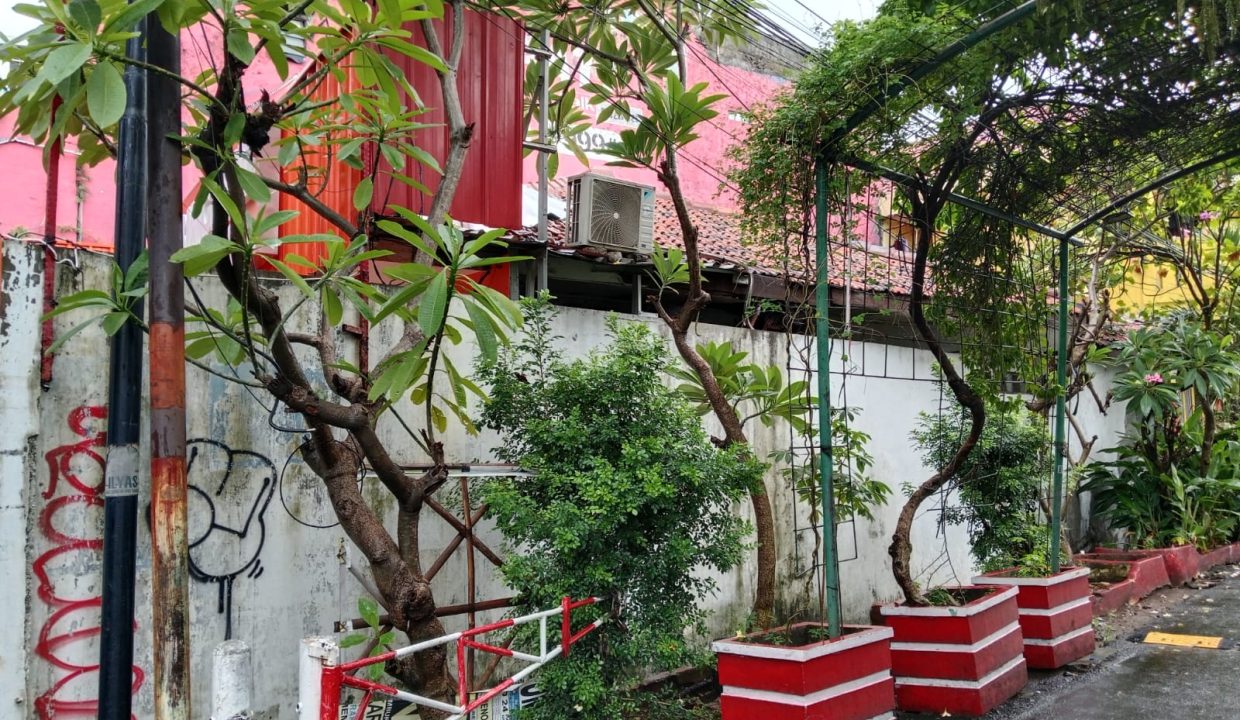 DIJUAL RUMAH USAHA SALEMBA JAKARTA PUSAT (1)