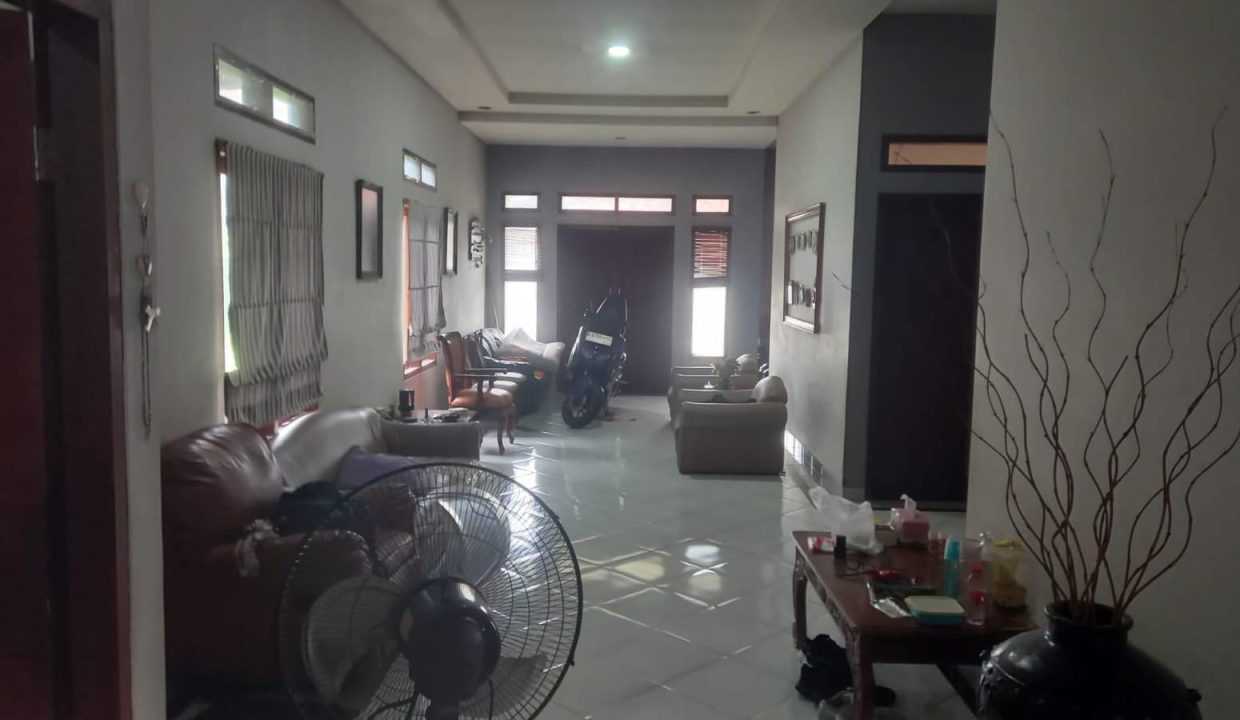 DIJUAL RUMAH VILLA AGUNG CISENG BOGOR (12)