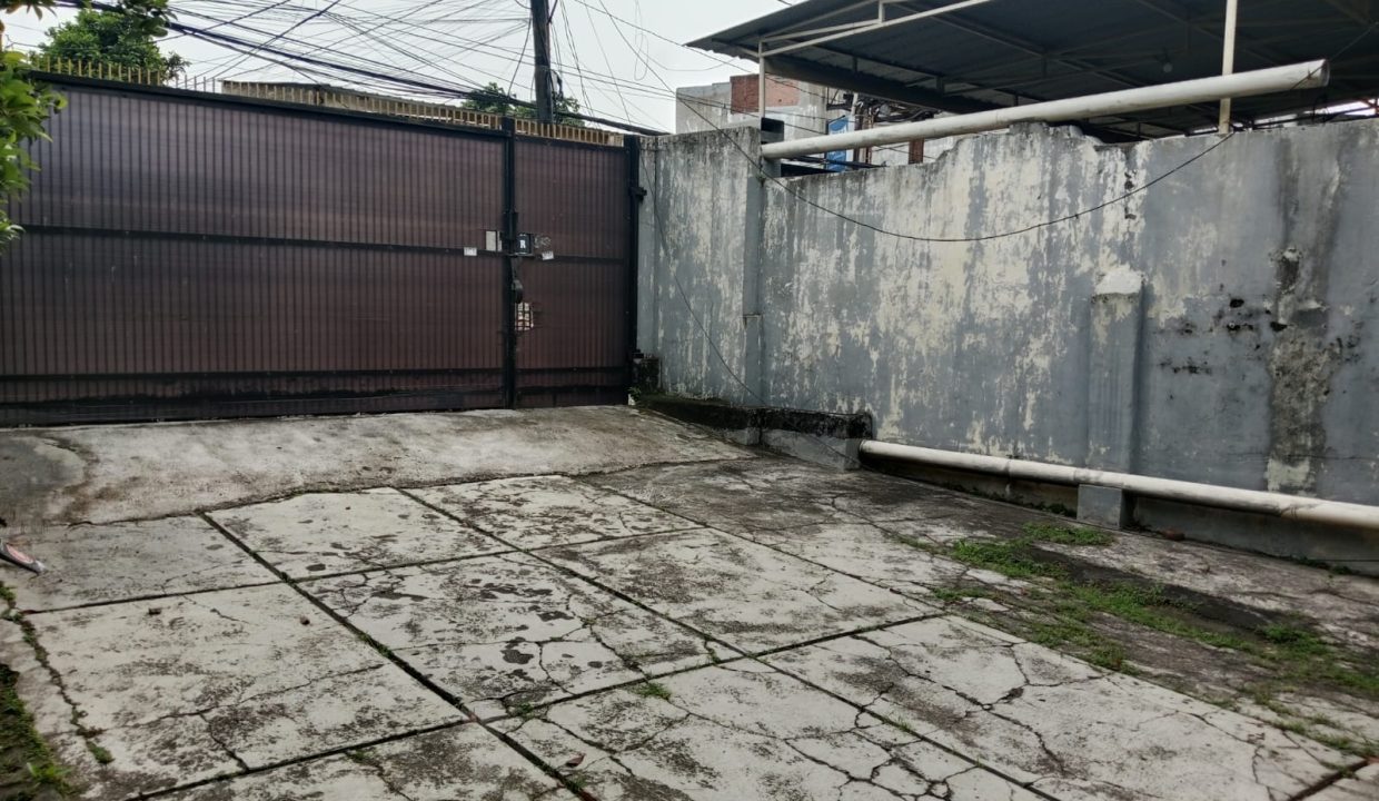 DIJUAL TANAH + BANGUNAN DUREN SAWIT  (15)