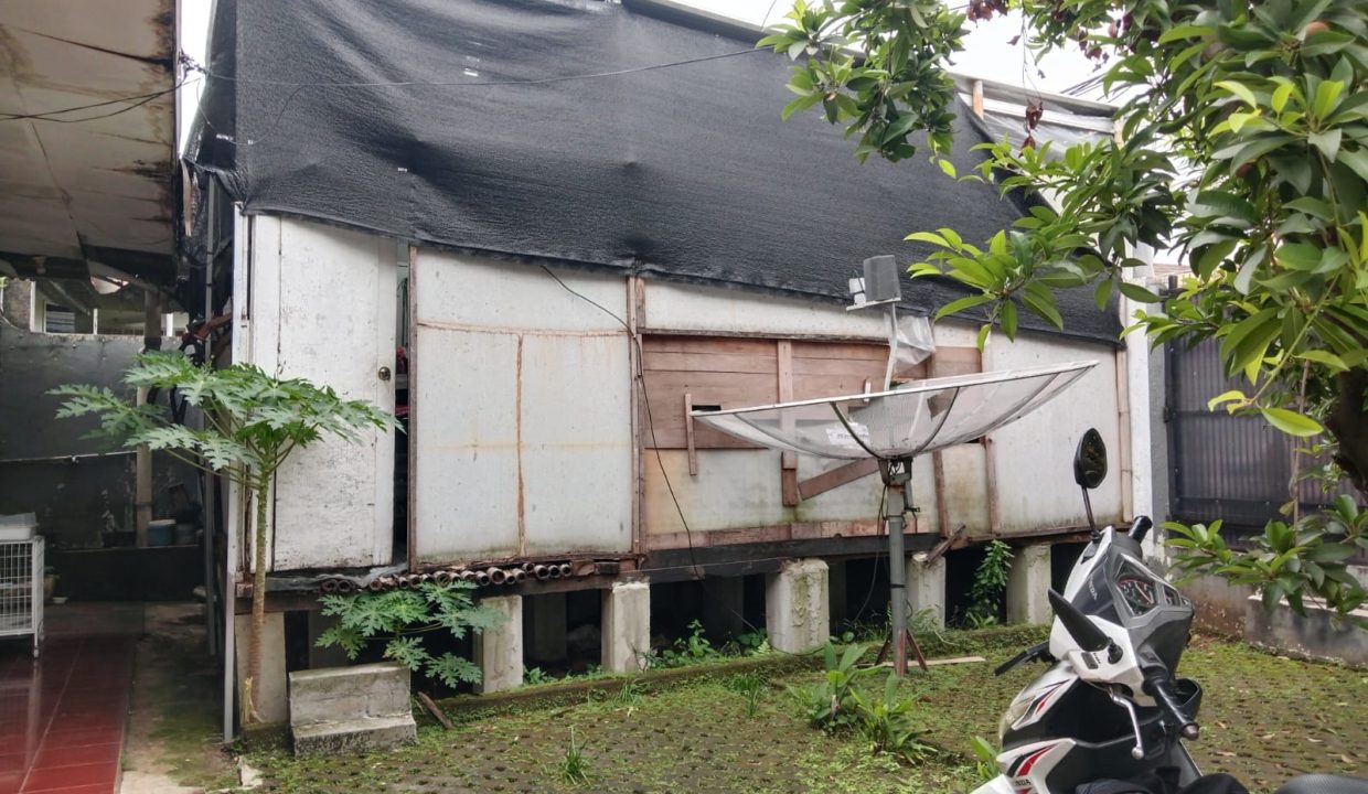 DIJUAL TANAH + BANGUNAN DUREN SAWIT  (6)