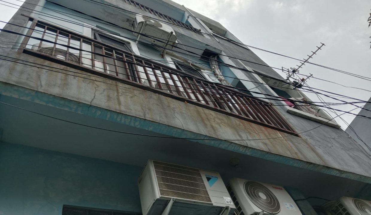 DIJUAL RUMAH KOSAN PASEBAN TIMUR (2)