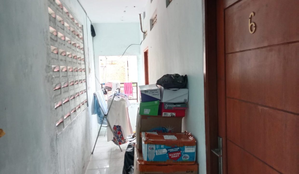 DIJUAL RUMAH KOSAN PASEBAN TIMUR (3)