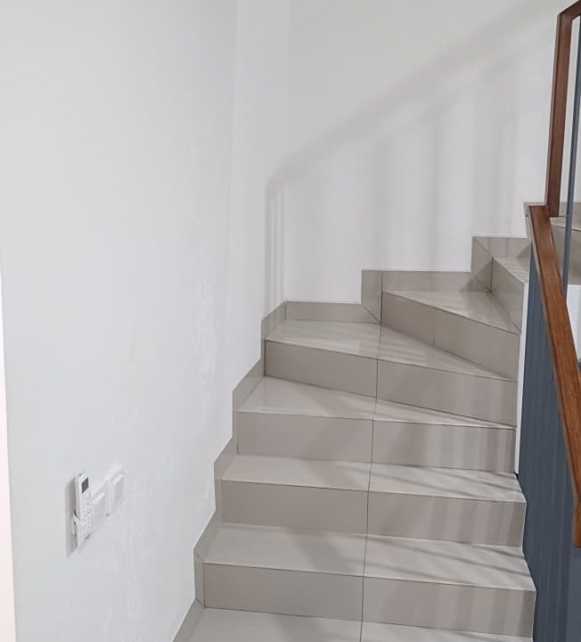 DIJUAL RUMAH MEWAH BSD NUSALOKA TANGERANG SELATAN (6)