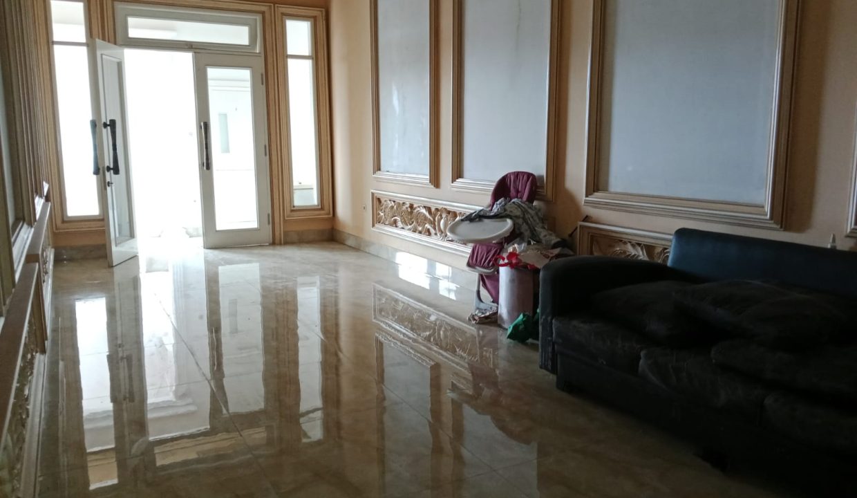 DIJUAL RUMAH MEWAH DUREN SAWIT JAKARTA TIMUR + PRIVATE POOL (39)