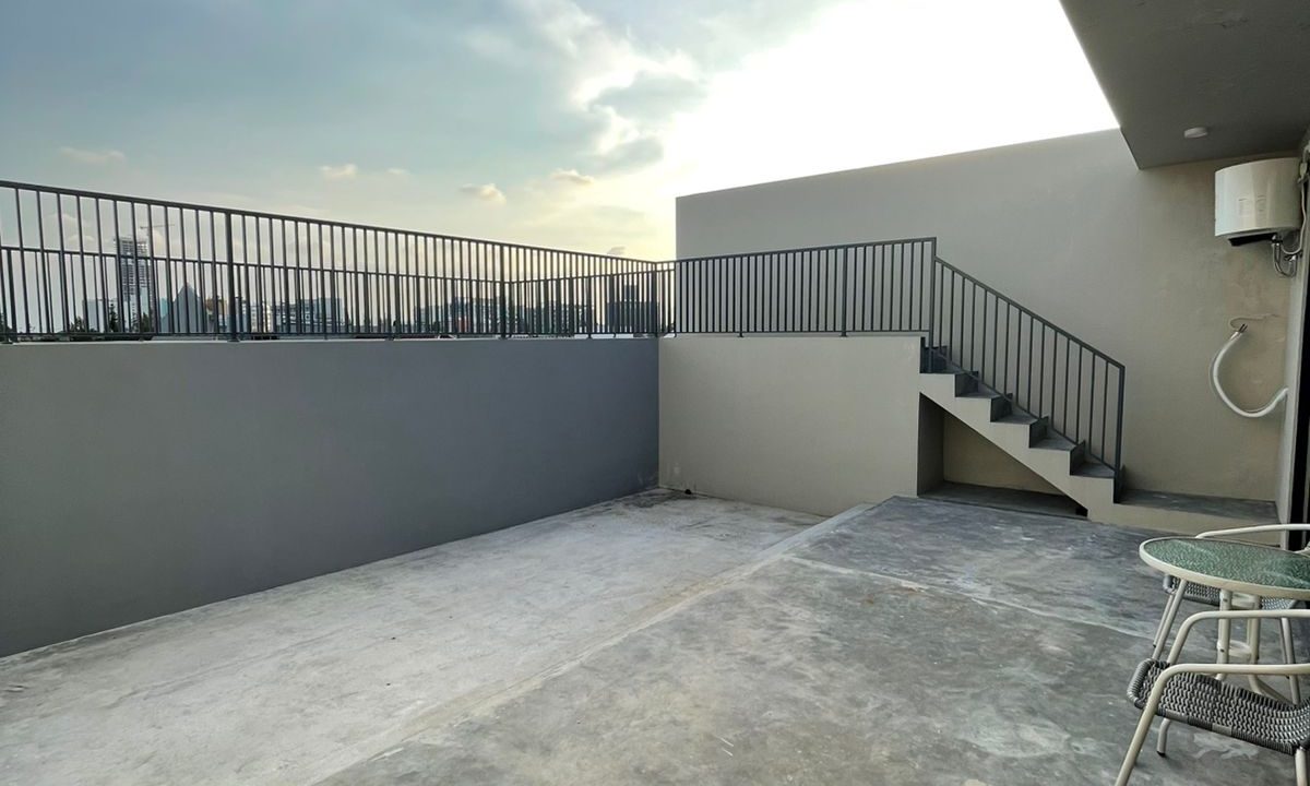DIJUAL RUMAH MEWAH PULOMAS JAKARTA TIMUR (14)