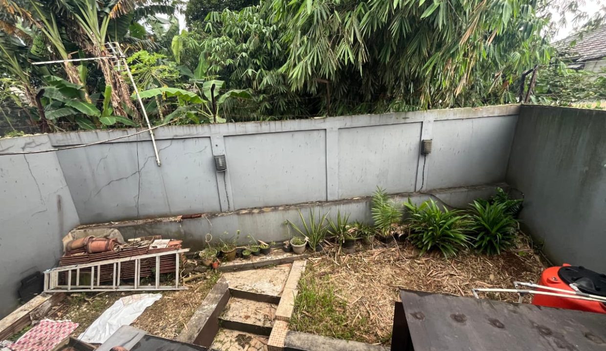 DIJUAL RUMAH MEWAH TELAGA GOLF DEPOK (11)
