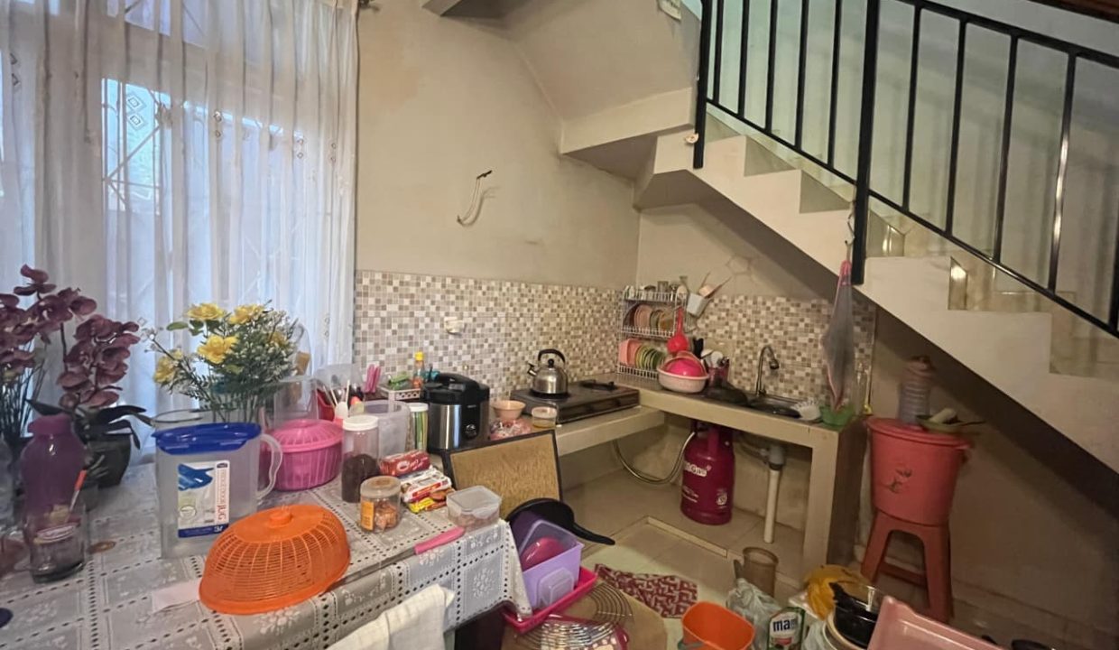 DIJUAL RUMAH MEWAH TELAGA GOLF DEPOK (16)