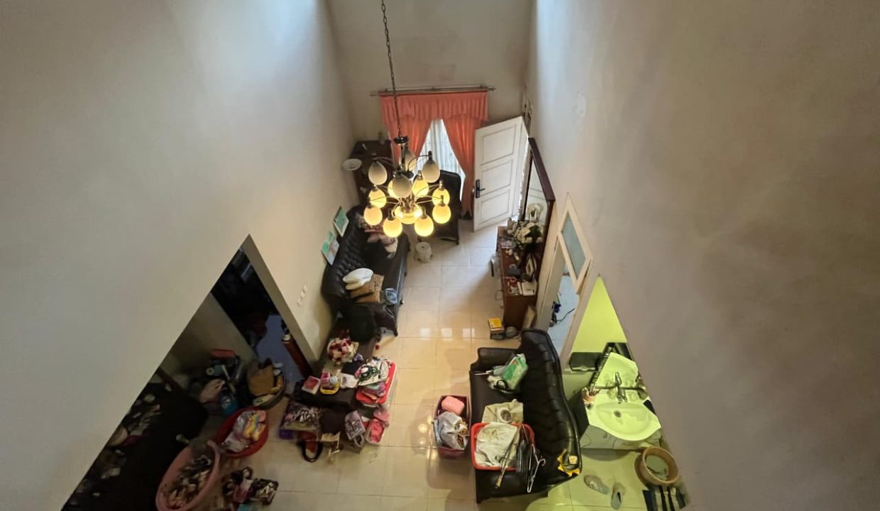 DIJUAL RUMAH MEWAH TELAGA GOLF DEPOK (18)