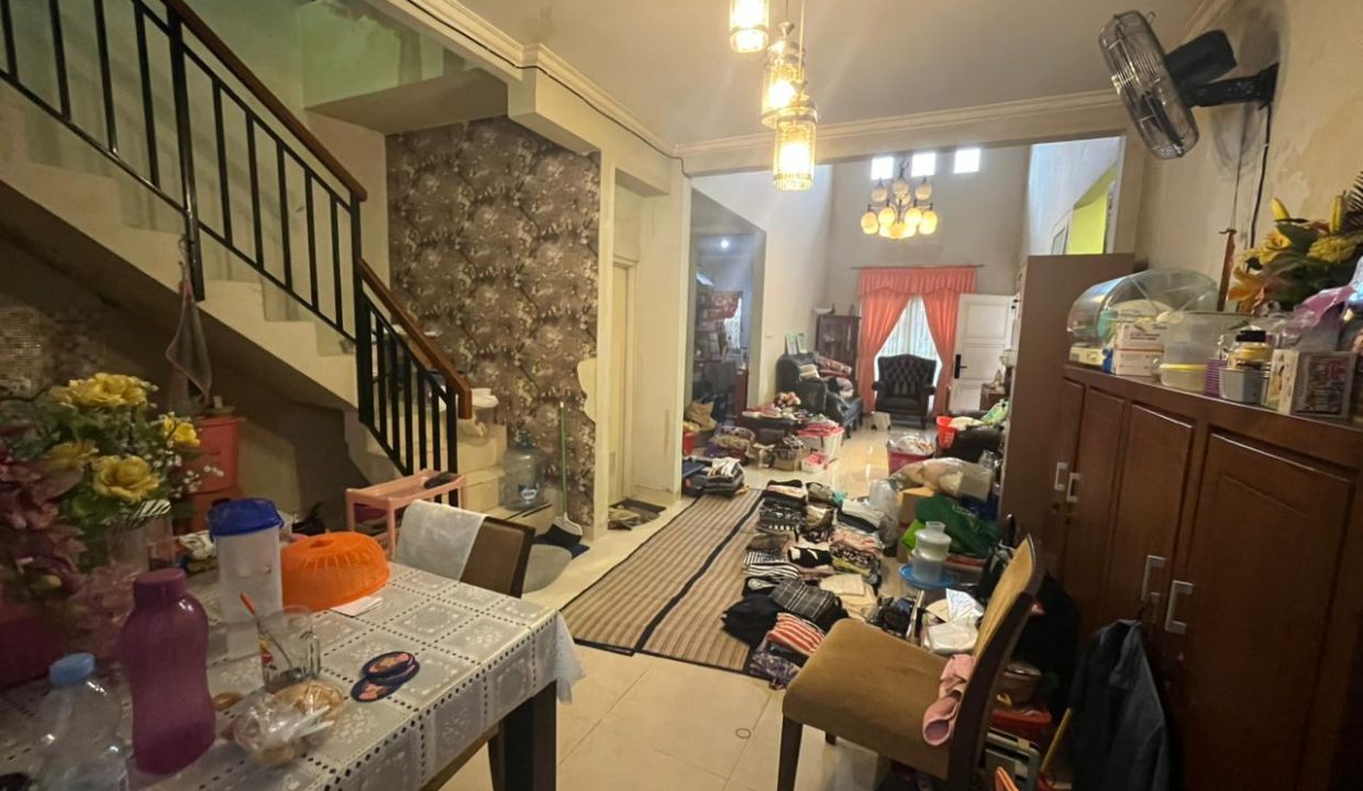 DIJUAL RUMAH MEWAH TELAGA GOLF DEPOK (21)