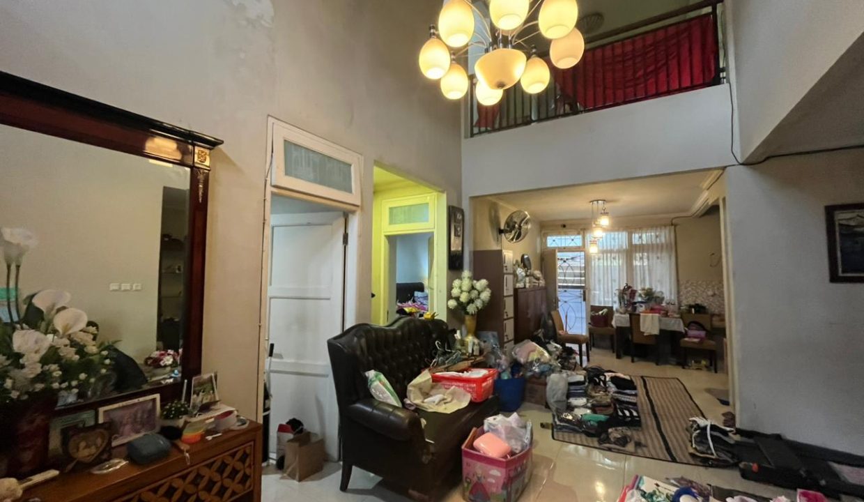 DIJUAL RUMAH MEWAH TELAGA GOLF DEPOK (23)