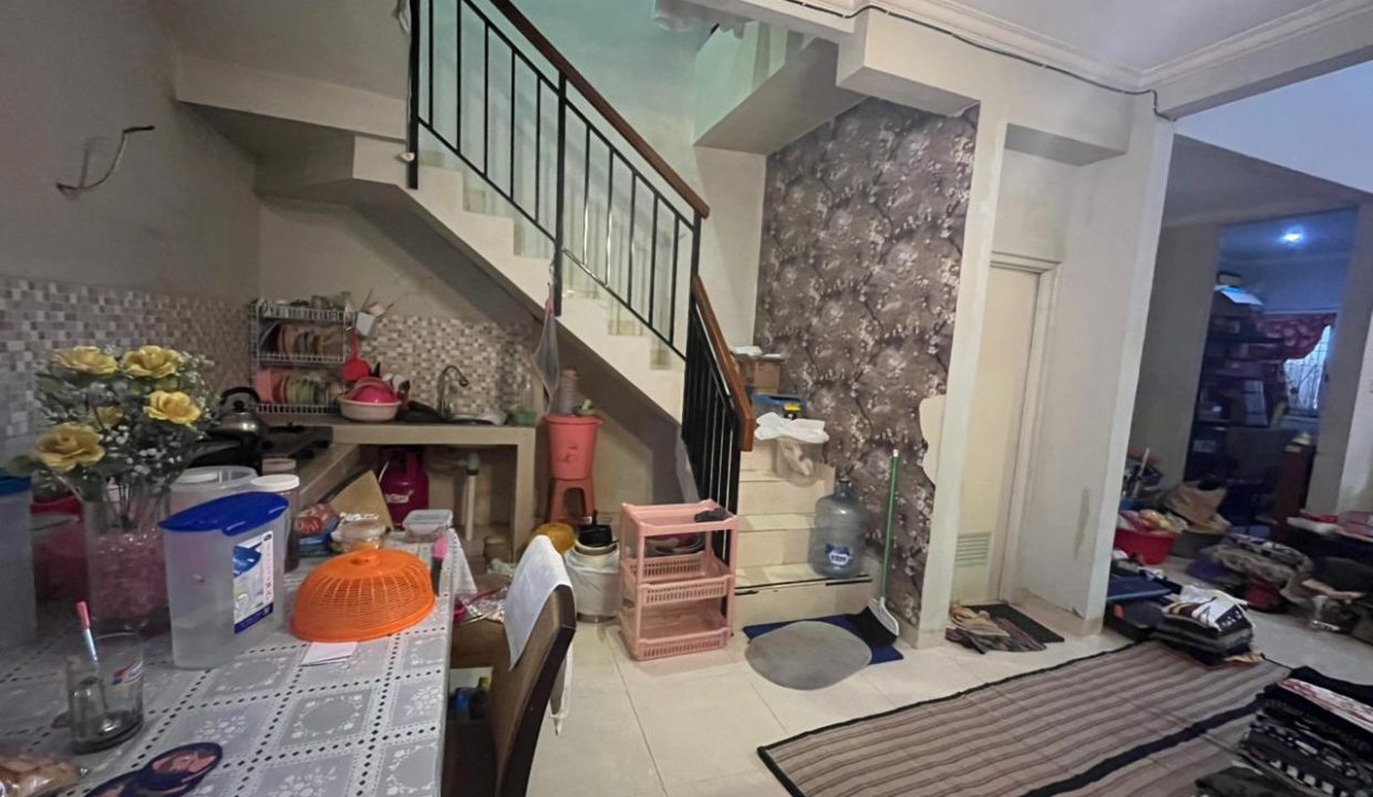 DIJUAL RUMAH MEWAH TELAGA GOLF DEPOK (25)