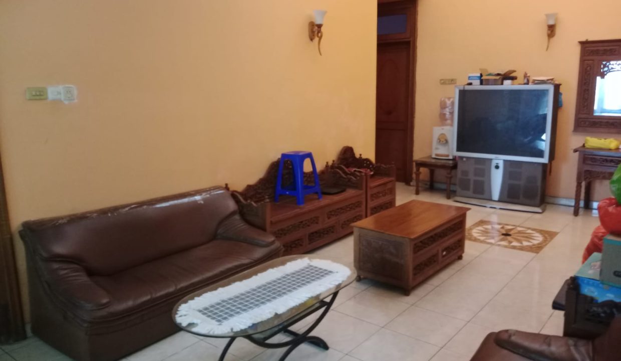 DIJUAL RUMAH SEMI FURNISH JOGLO RAYA KEMBANGAN JAKARTA BARAT (11)