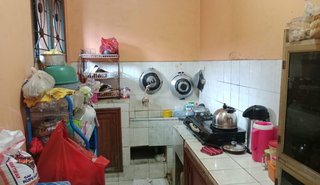 DIJUAL RUMAH SEMI FURNISH JOGLO RAYA KEMBANGAN JAKARTA BARAT (16)
