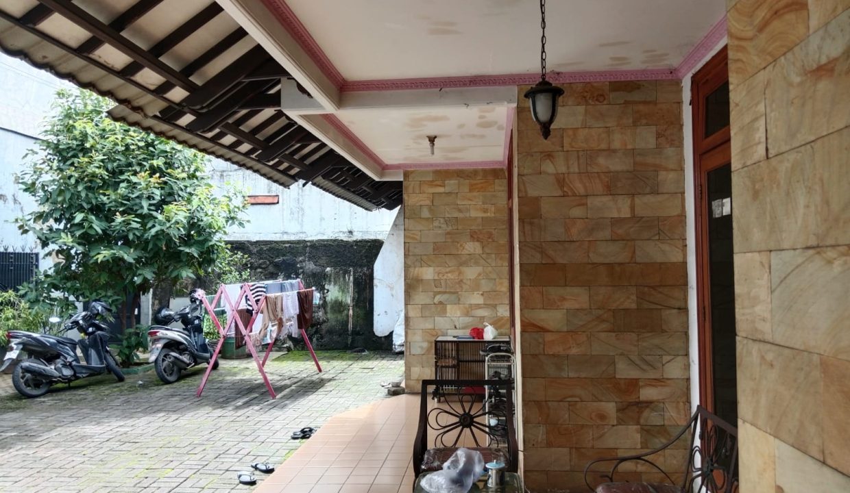DIJUAL RUMAH SEMI FURNISH JOGLO RAYA KEMBANGAN JAKARTA BARAT (7)