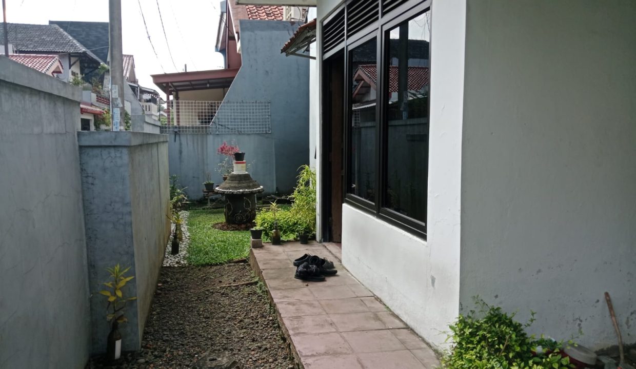 RUMAH PJMI BINTARO TANGERANG (2,1)