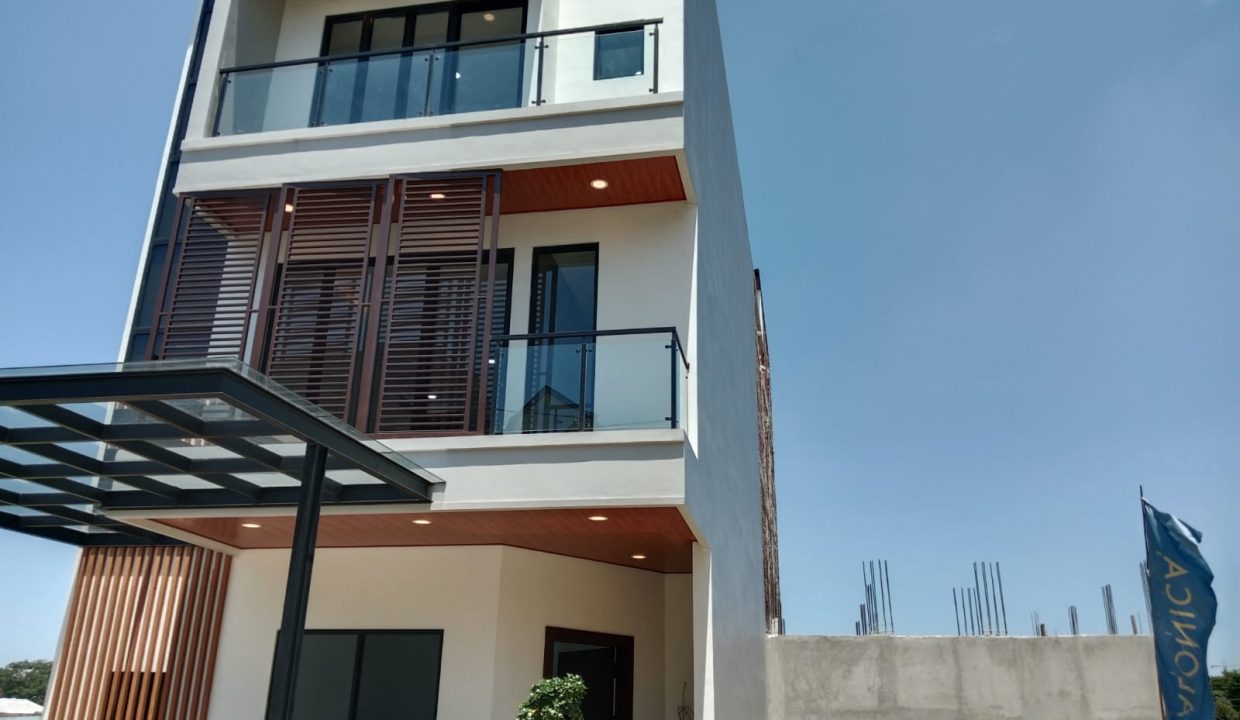 ALONICA HILLS CILANDAK MODERN LIVING JAKARTA SELATAN (1,1)