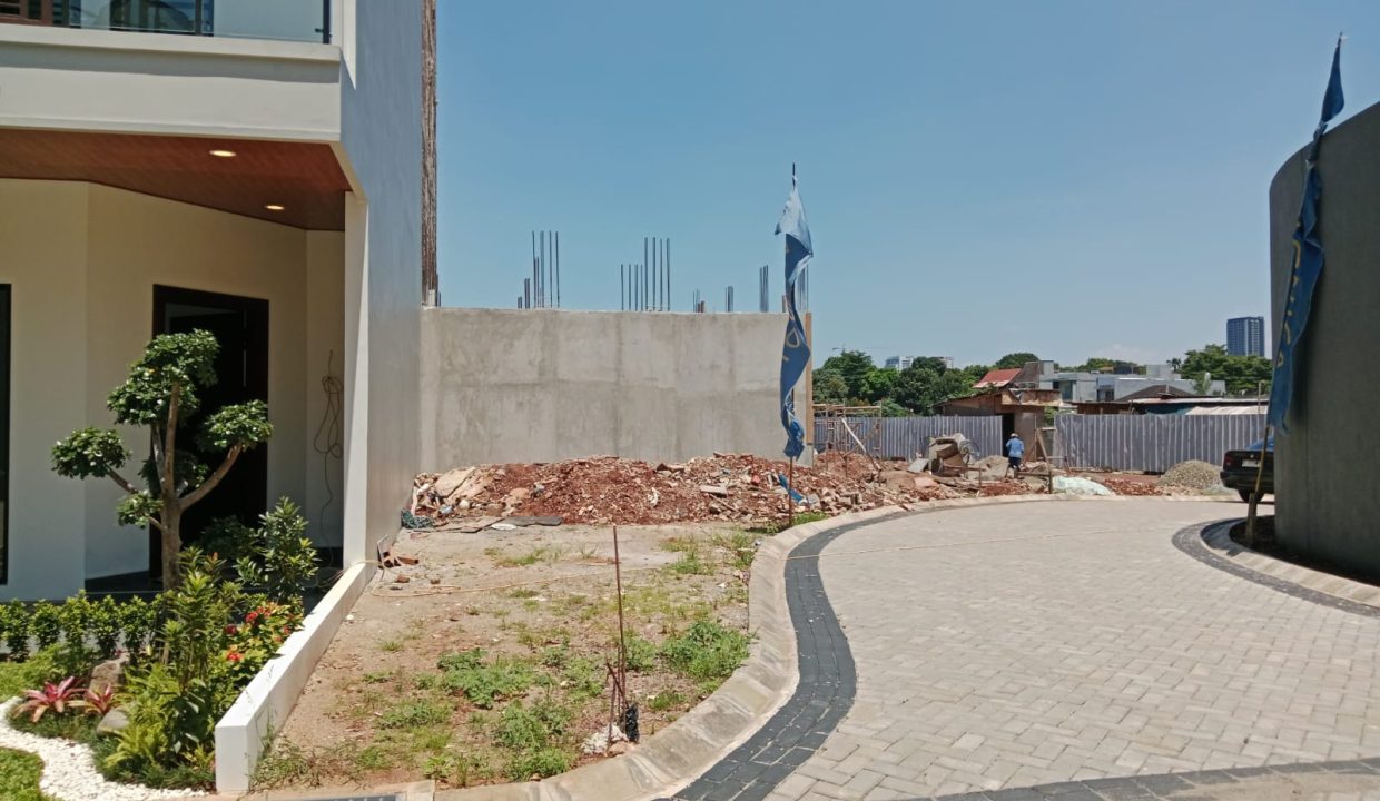 ALONICA HILLS CILANDAK MODERN LIVING JAKARTA SELATAN (17)