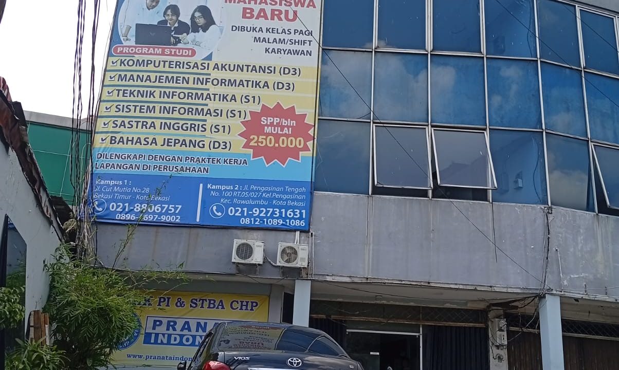 DIJUAL RUKO DEPAN TERMINAL BEKASI  (0,2)