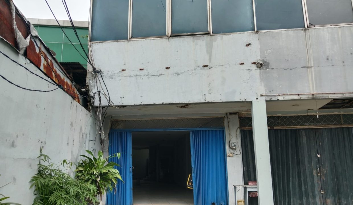 DIJUAL RUKO DEPAN TERMINAL BEKASI  (9)