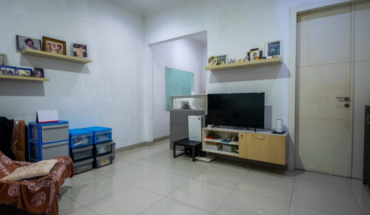 DIJUAL RUMAH CEMPAKA PUTIH TIMUR (24)