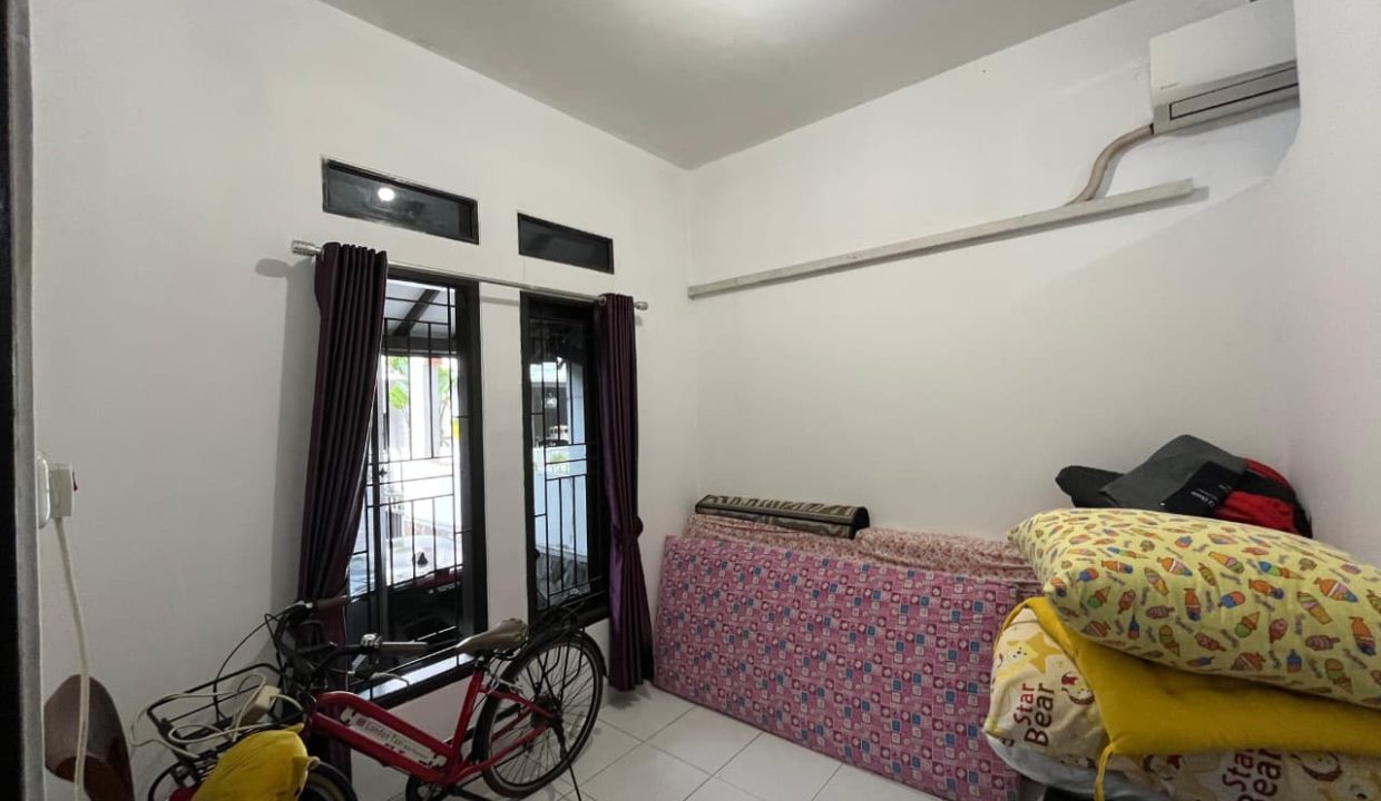 DIJUAL RUMAH DEKAT STASIUN DEPOK  (3)