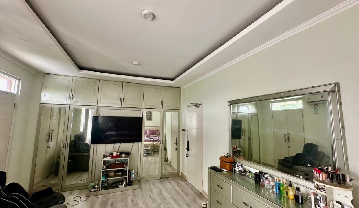 DIJUAL RUMAH DJAVA RESIDENCE JABABEKA CIKARANG UTARA (11)