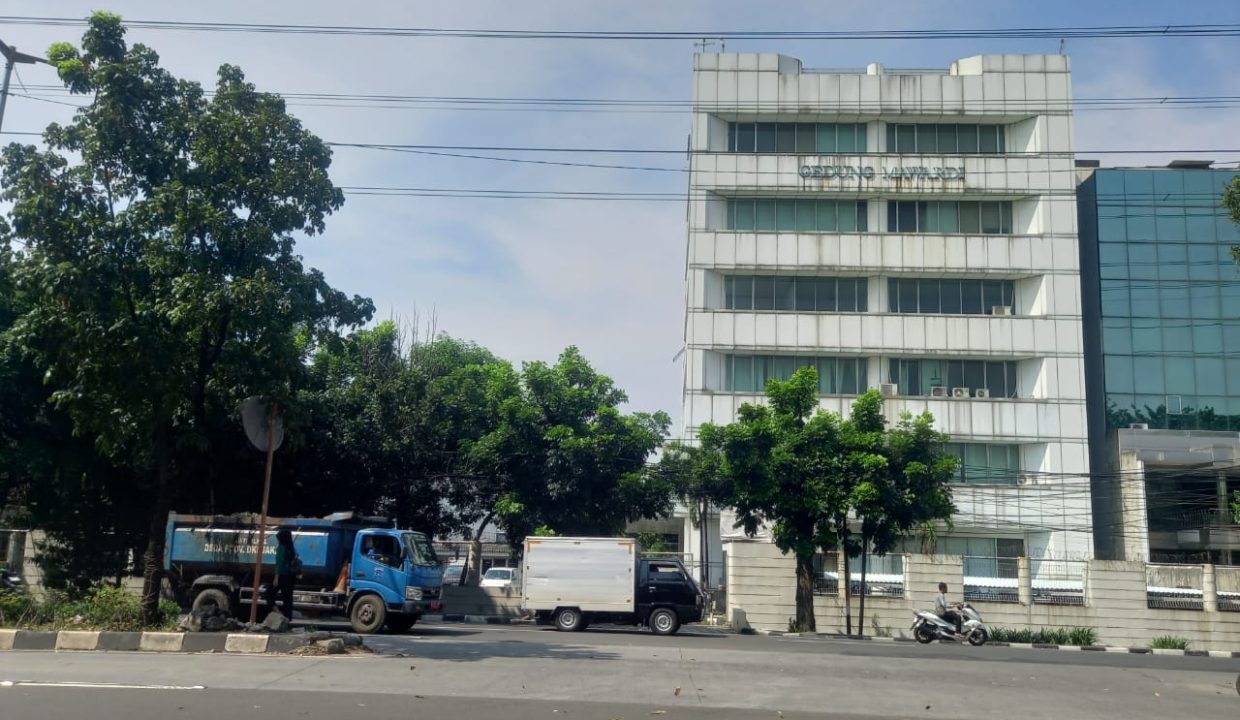 DIJUAL GEDUNG OFFICE 6,5 LANTAI RAWAMANGUN JAKARTA TIMUR (1)