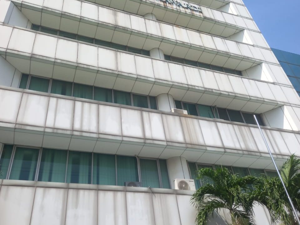 DIJUAL GEDUNG OFFICE 6,5 LANTAI RAWAMANGUN JAKARTA TIMUR (2)