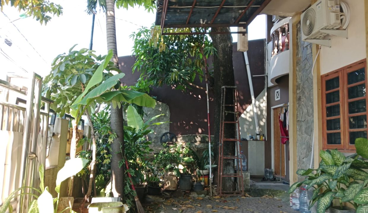 DIJUAL RUMAH + BANGUNAN USAHA TANJUNG PRIOK JAKARTA UTARA  (1,4)