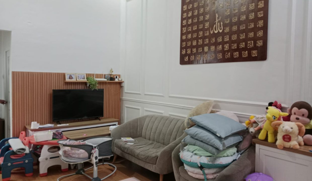 DIJUAL RUMAH FULL FURNISH CIGANJUR JAKARTA SELATAN (1,255)