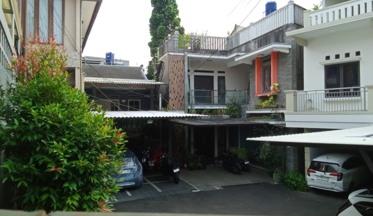DIJUAL RUMAH MEWAH KRAMAT JATI (1)