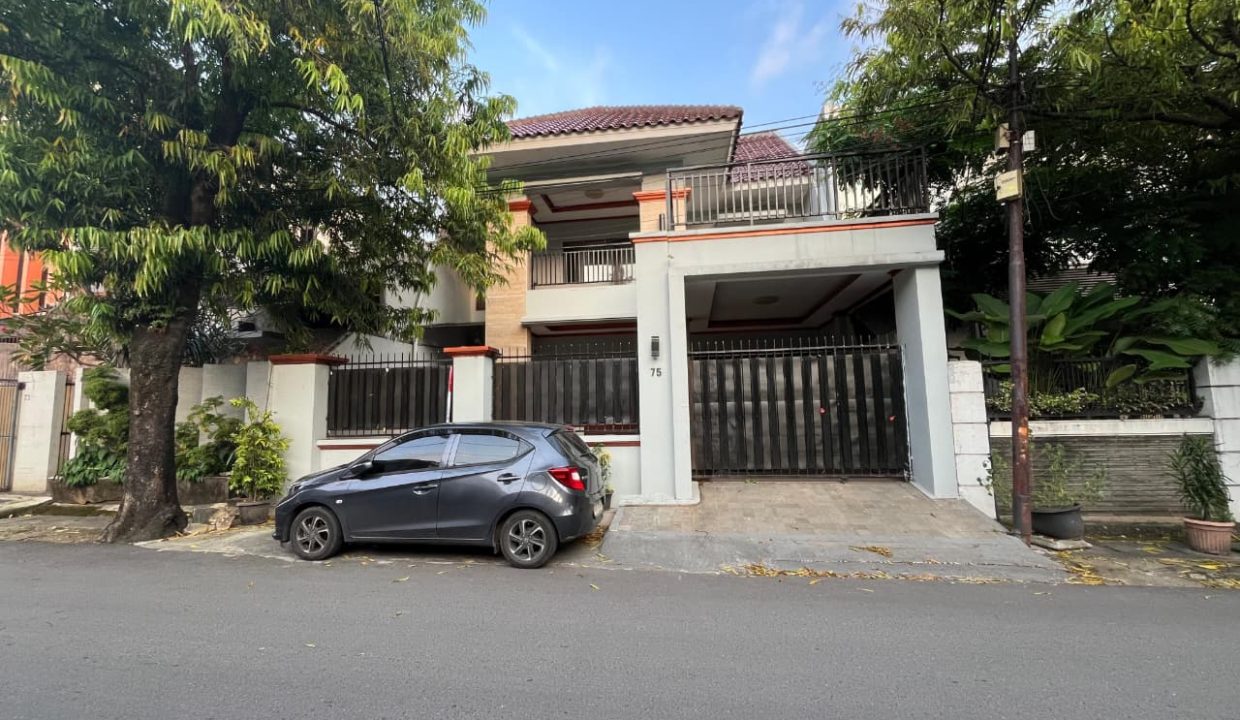 DIJUAL RUMAH MEWAH SETIABUDI JAKARTA SELATAN (0,5)