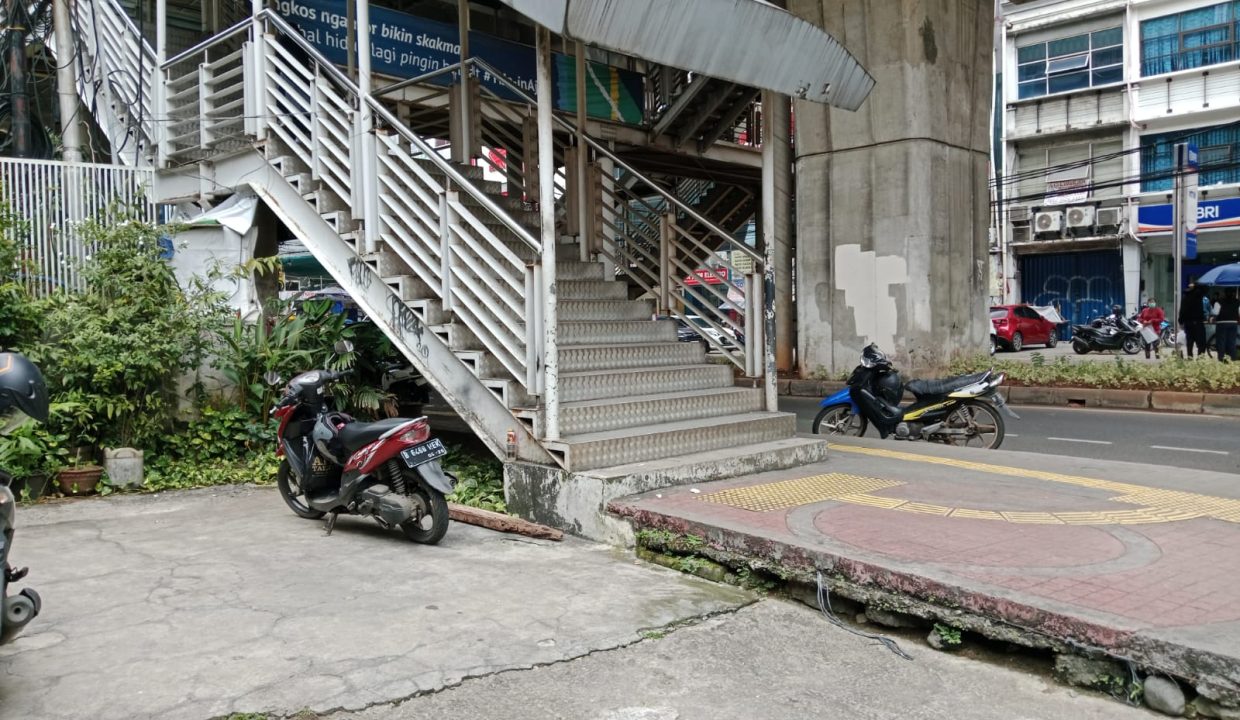 DIJUAL TOKO SELECKTA JALAN KYAI MAJA JAKARTA SELATAN (4)