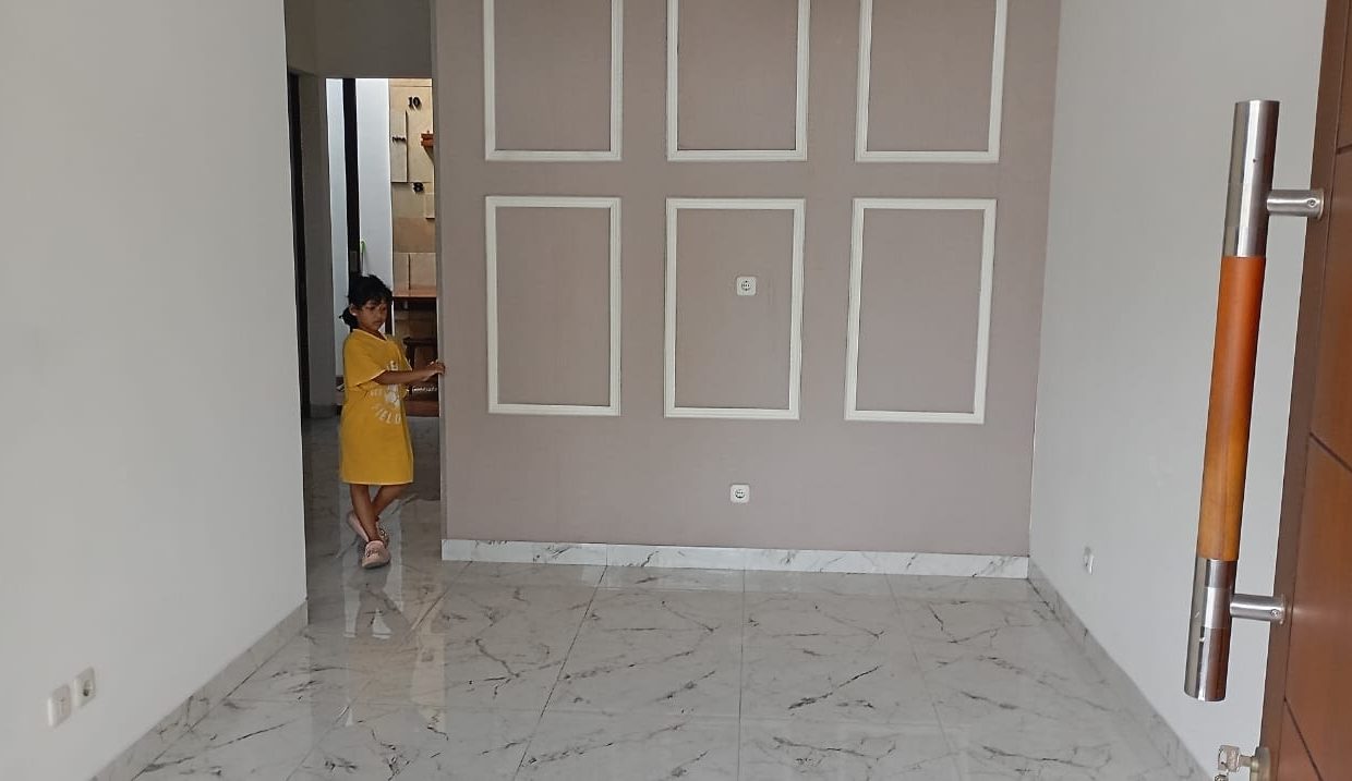 DIJUAL RUMAH KAMPUNG RAMBUTAN  (1)