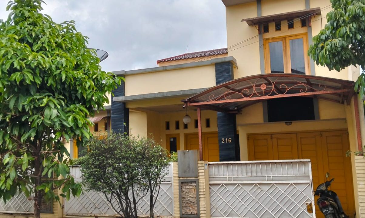 DIJUAL RUMAH KOMPLEK BARATA KAMPUNG TENGAH TANGERANG (1,6)