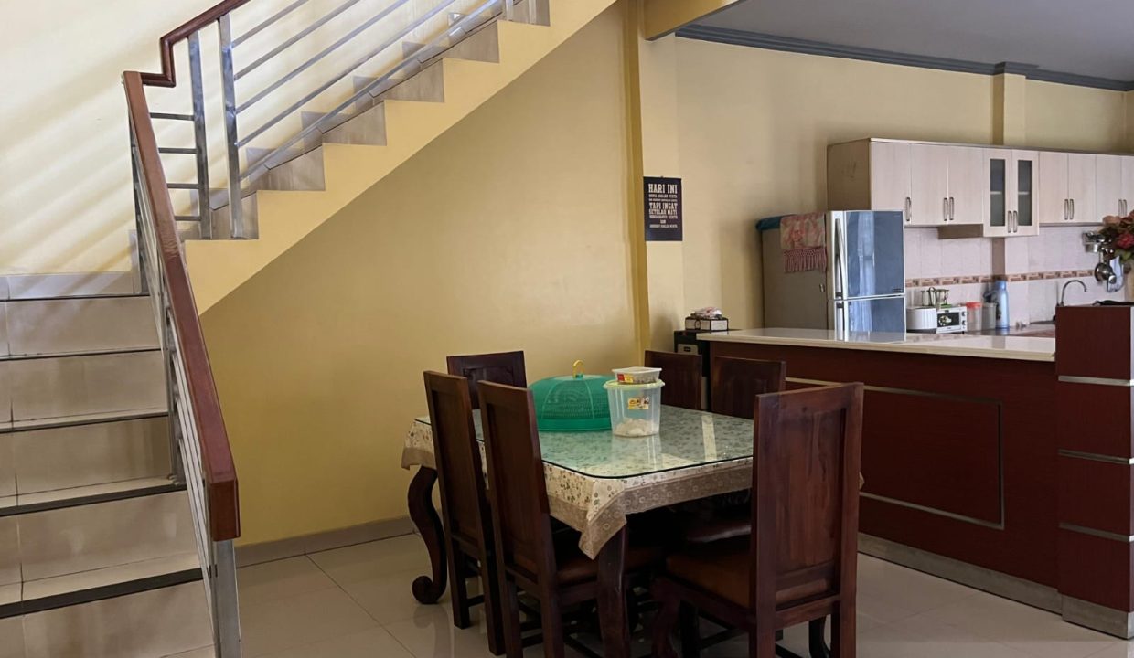 DIJUAL RUMAH KOMPLEK BARATA KAMPUNG TENGAH TANGERANG (8)