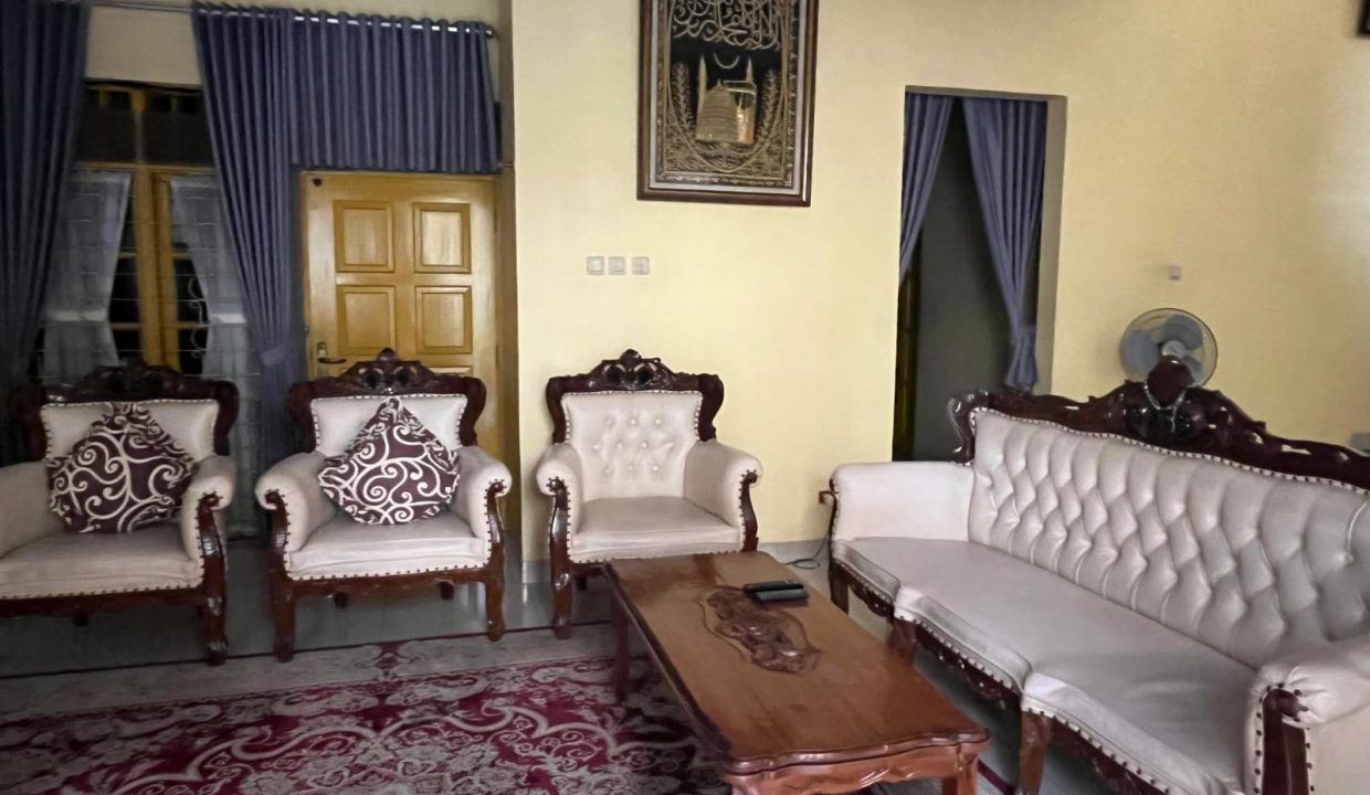DIJUAL RUMAH KOMPLEK BARATA KAMPUNG TENGAH TANGERANG (9)