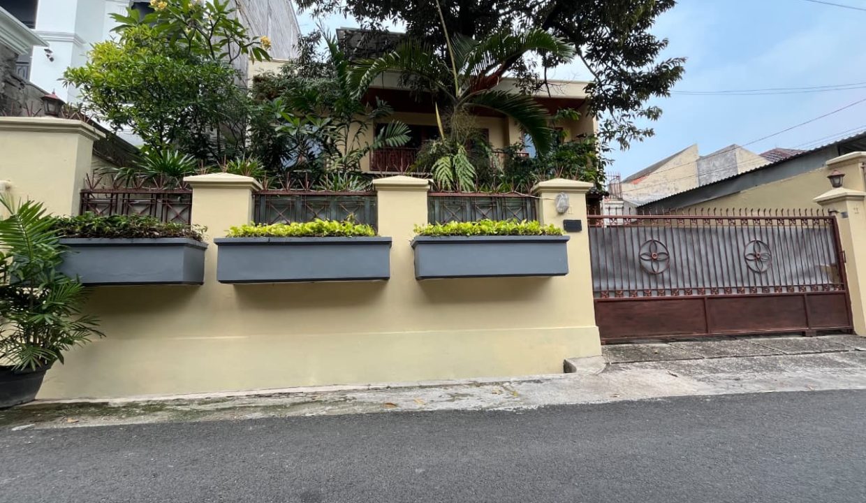 DIJUAL RUMAH CIPETE SELATAN JAKARTA SELATAN (1)