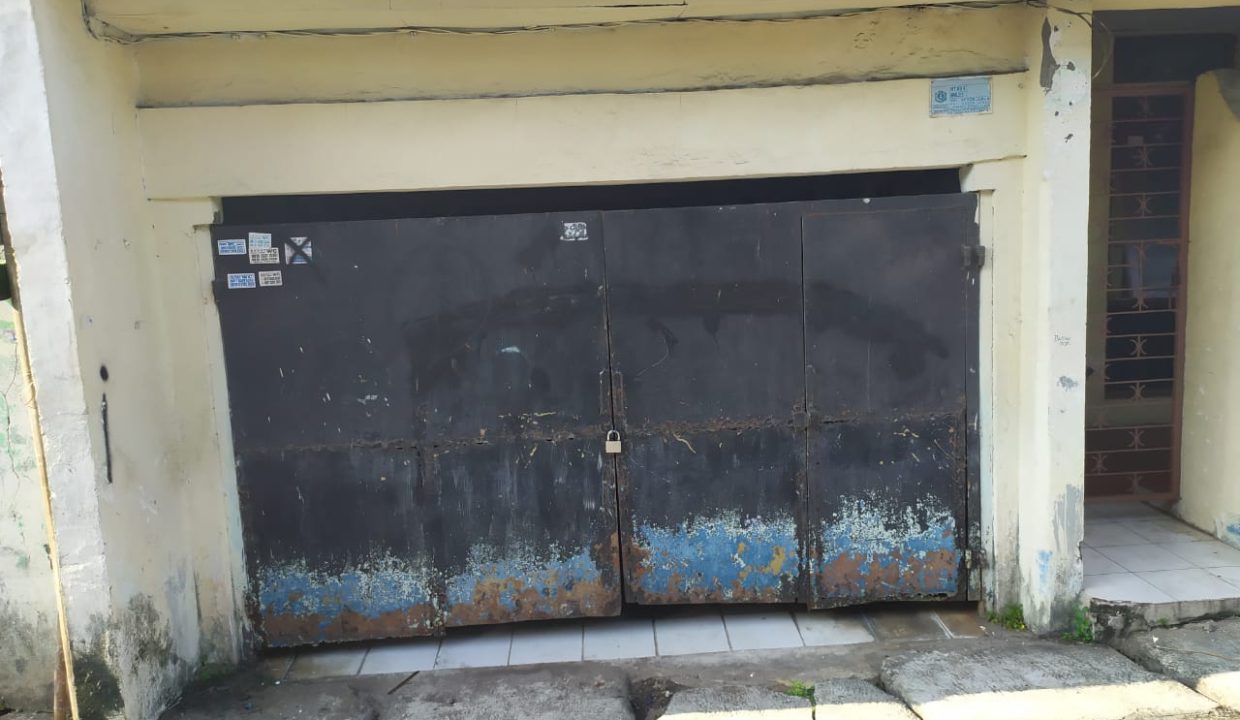 DIJUAL RUMAH JALAN FLAMBOYAN KEBON JERUK JAKARTA BARAT (2)