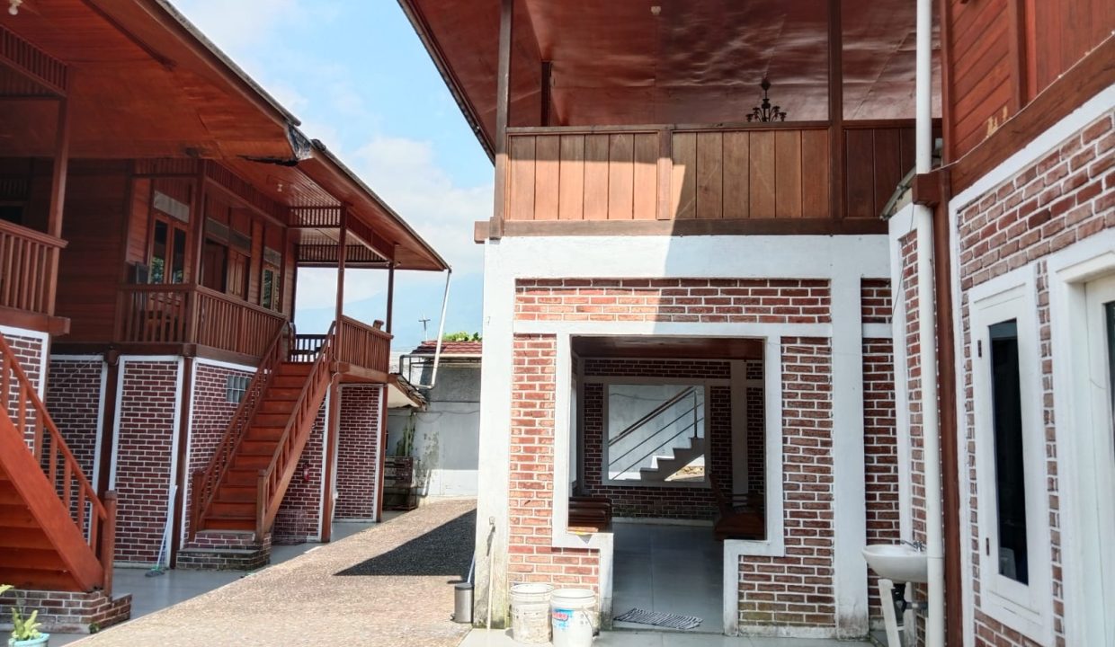 DIJUAL VILLA AKTIF PUNCAK CISARUA BOGOR (1)