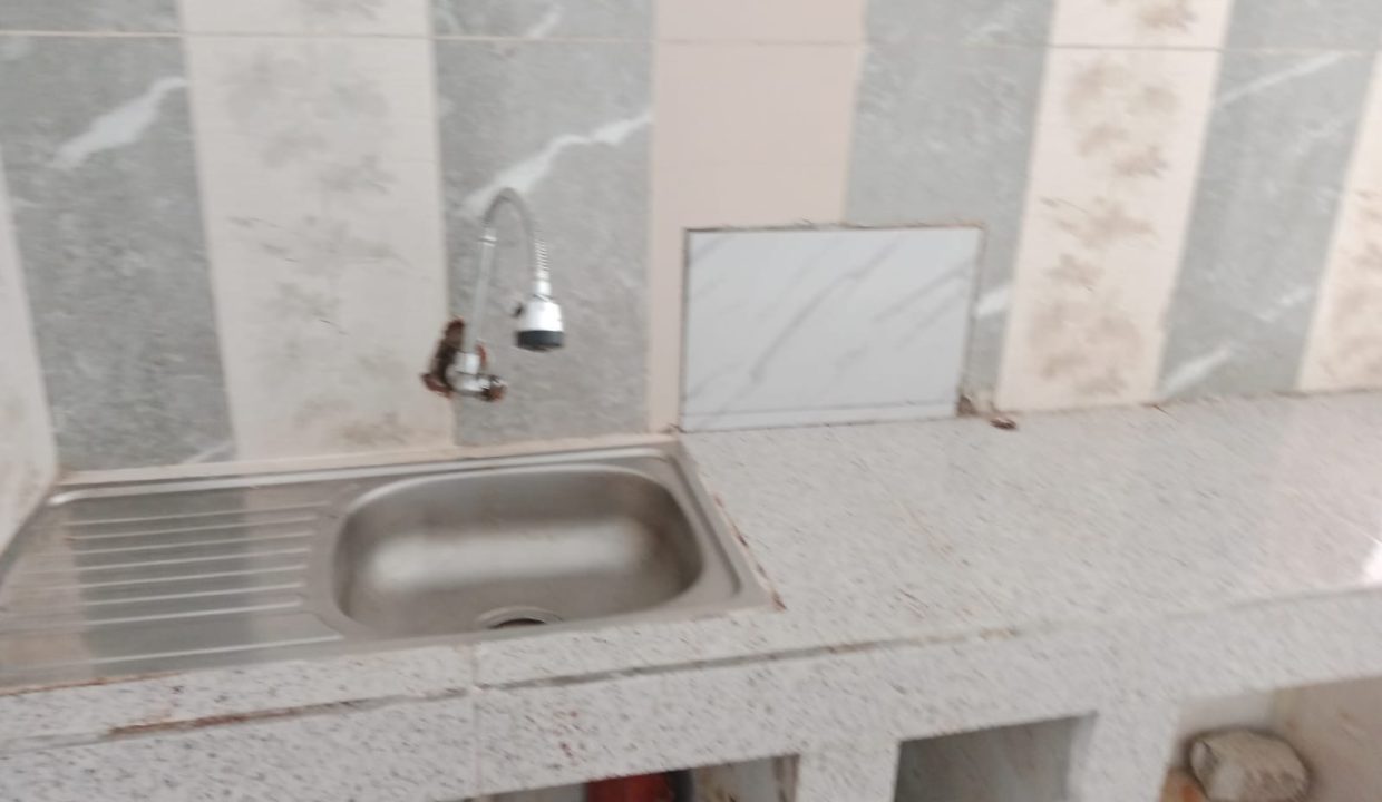 DIJUAL VILLA PUTIH VIEW GUNUNG SALAK CISARUA BOGOR (7)