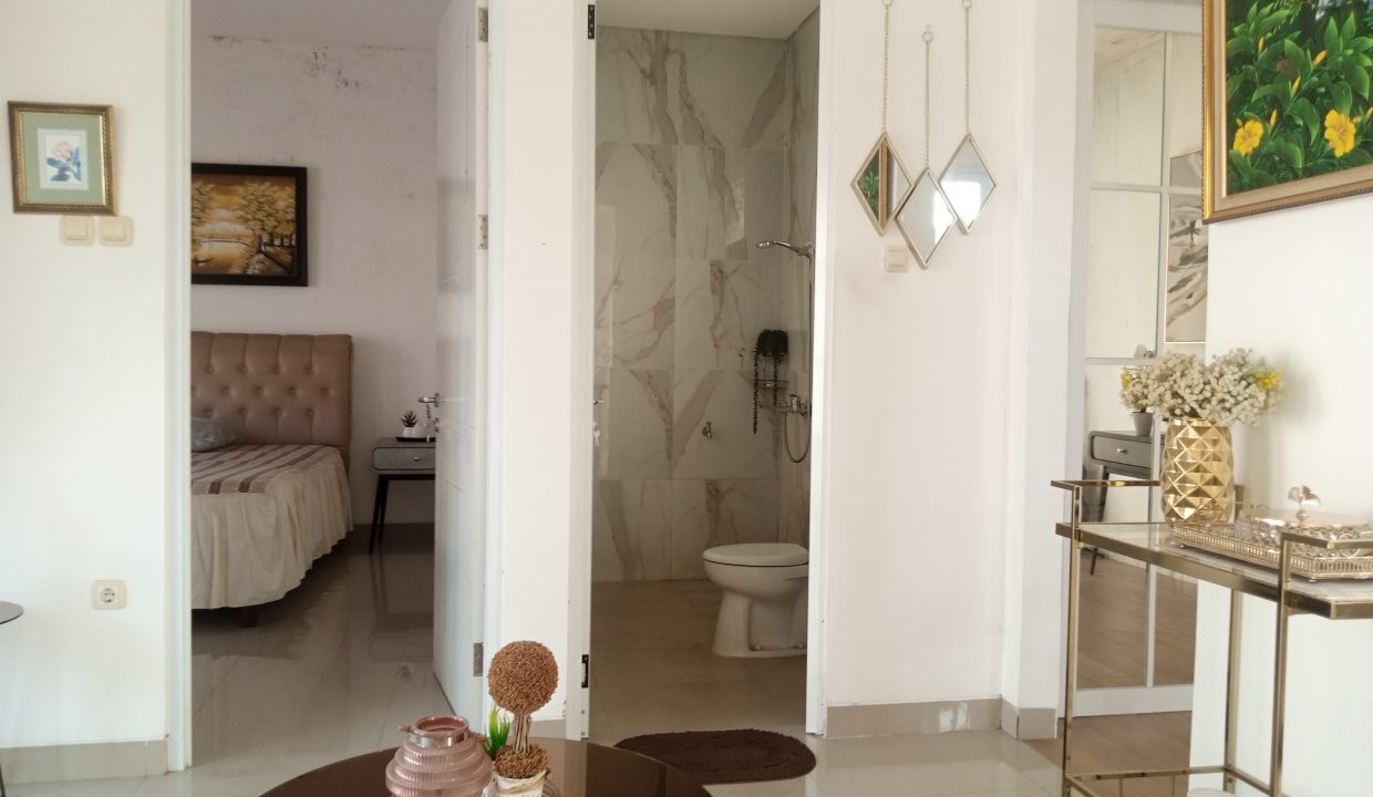 DIJUAL RUMAH CINERE DEPOK  (8)