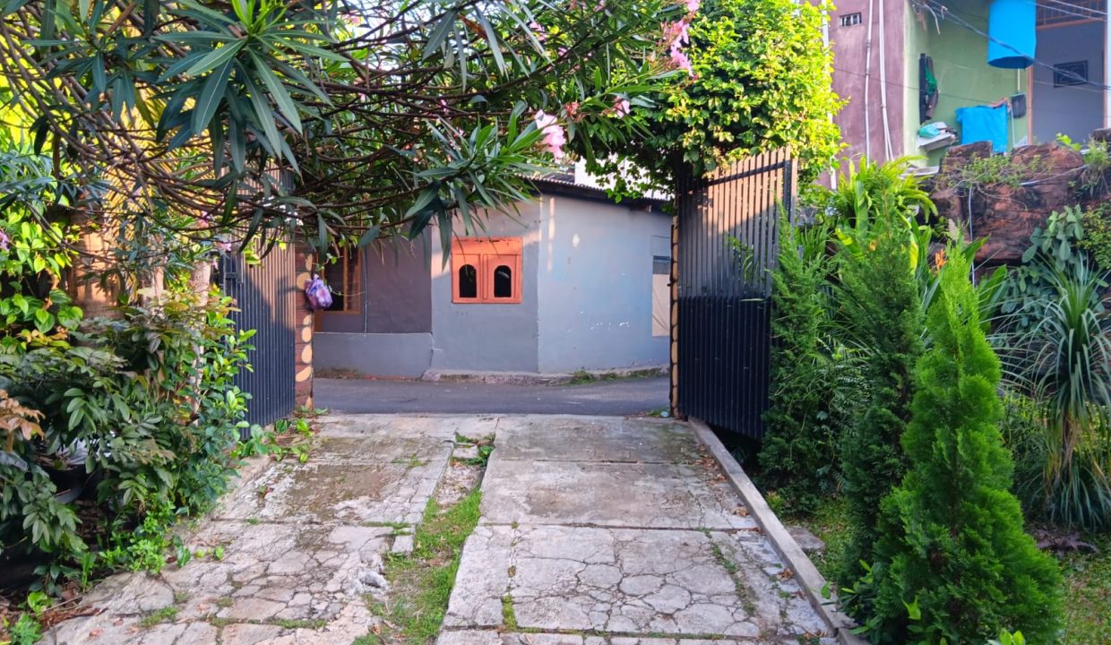 DIJUAL RUMAH CIRACAS JAKARTA TIMUR (1,0)
