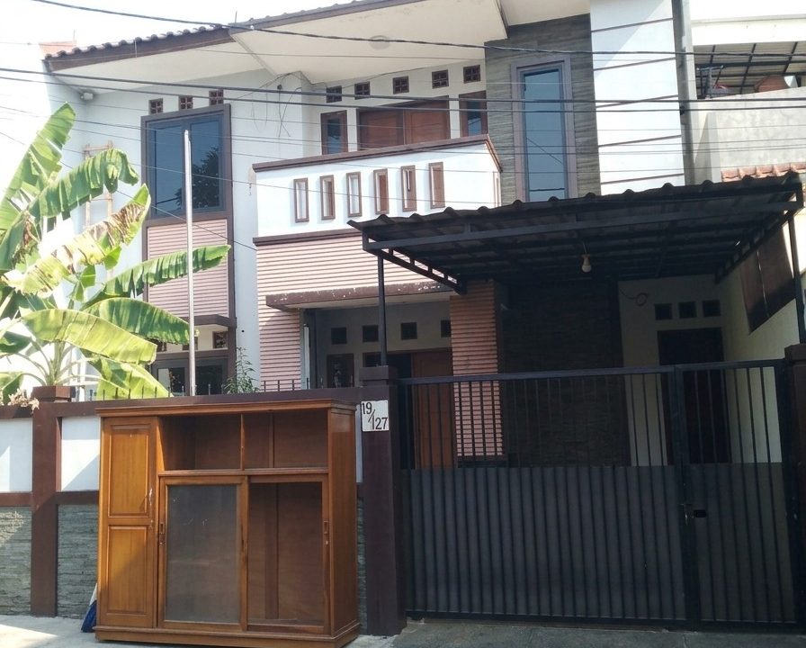 DIJUAL RUMAH KOMPLEK DPR RI KEBON JERUK JAKARTA BARAT (0,3)